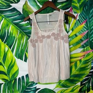 GUC LC Lauren Conrad XS Cream Pink Crochet Satin Pleated Dressy Office Tank Top